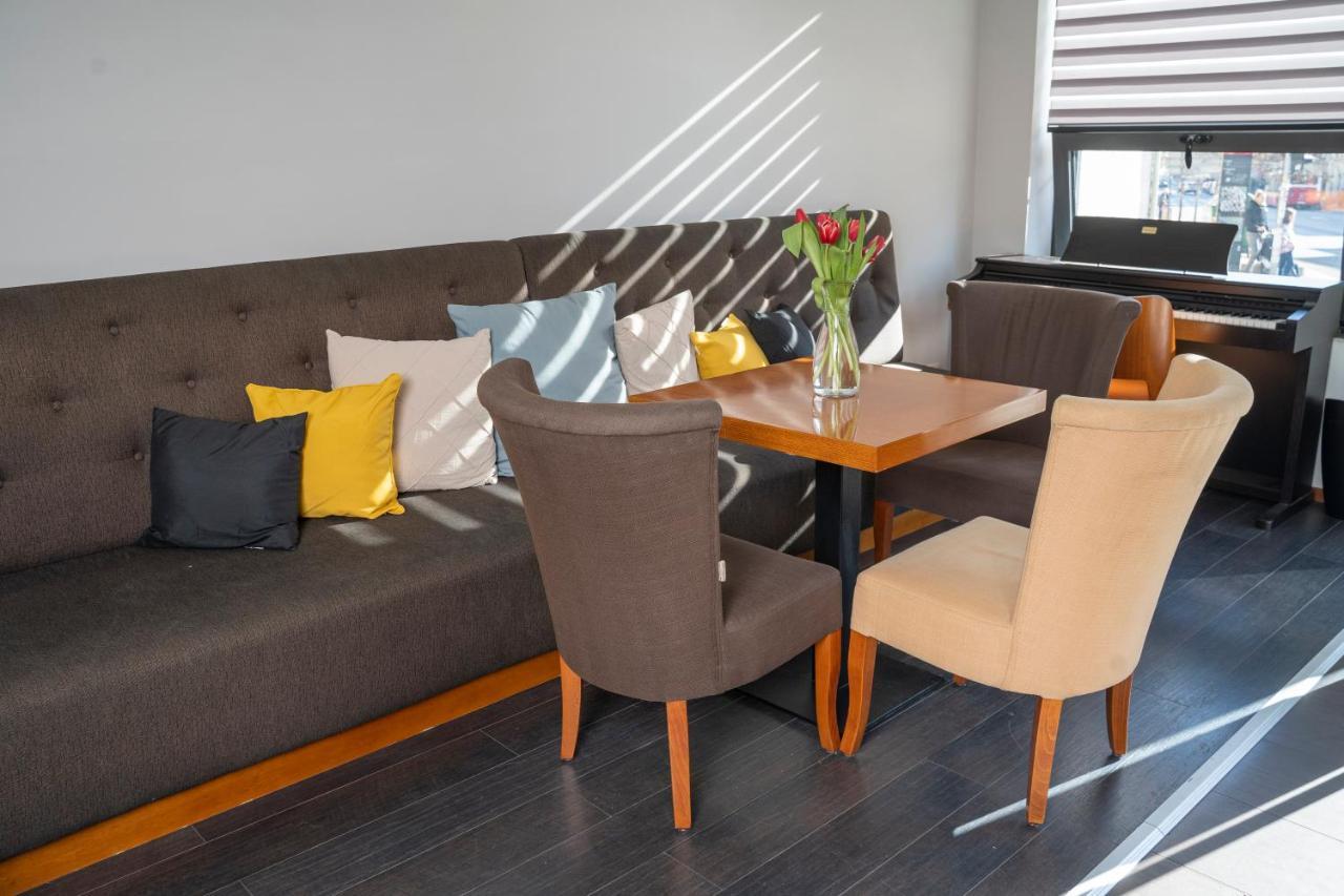 Akacija Luxury Suites Belgrade Extérieur photo