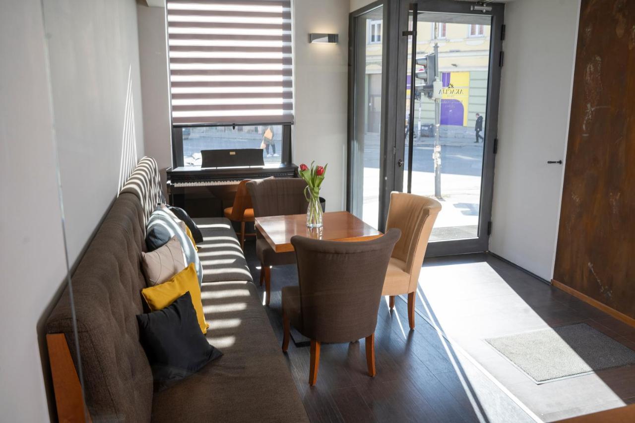 Akacija Luxury Suites Belgrade Extérieur photo